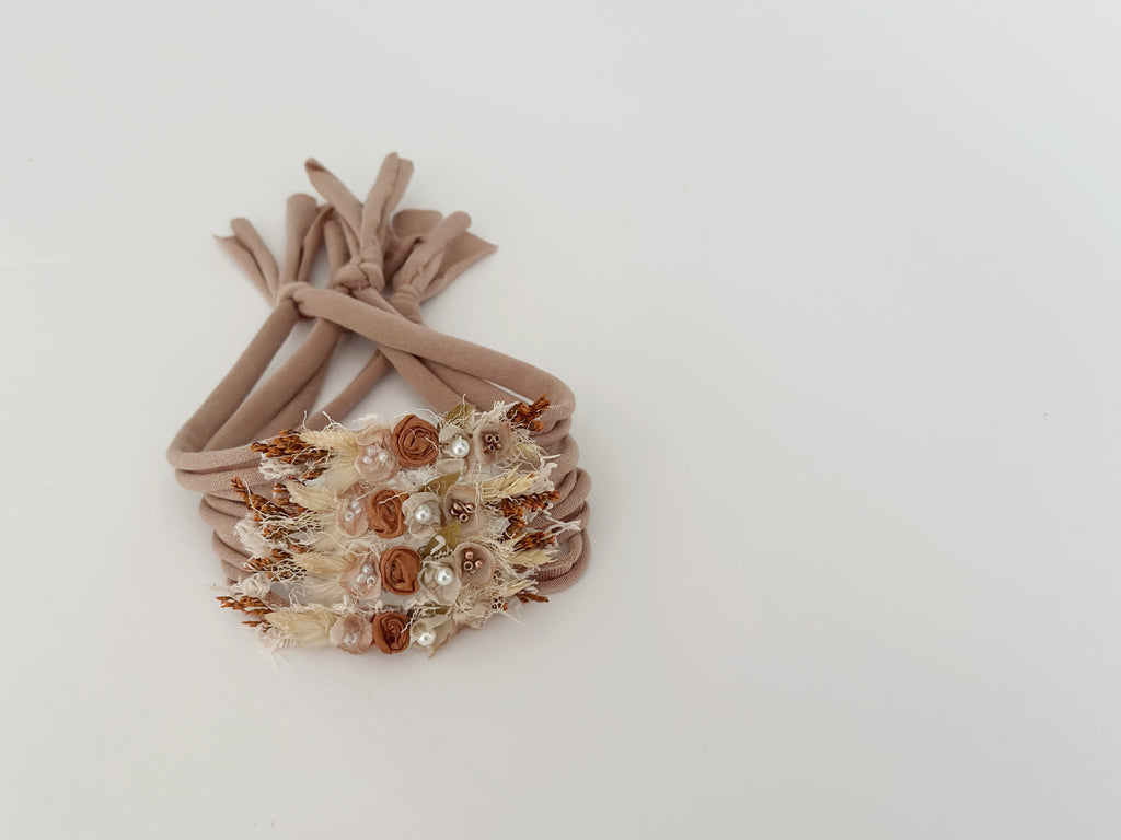 Pumpkin Latte Dainty Neutral Bloom Band