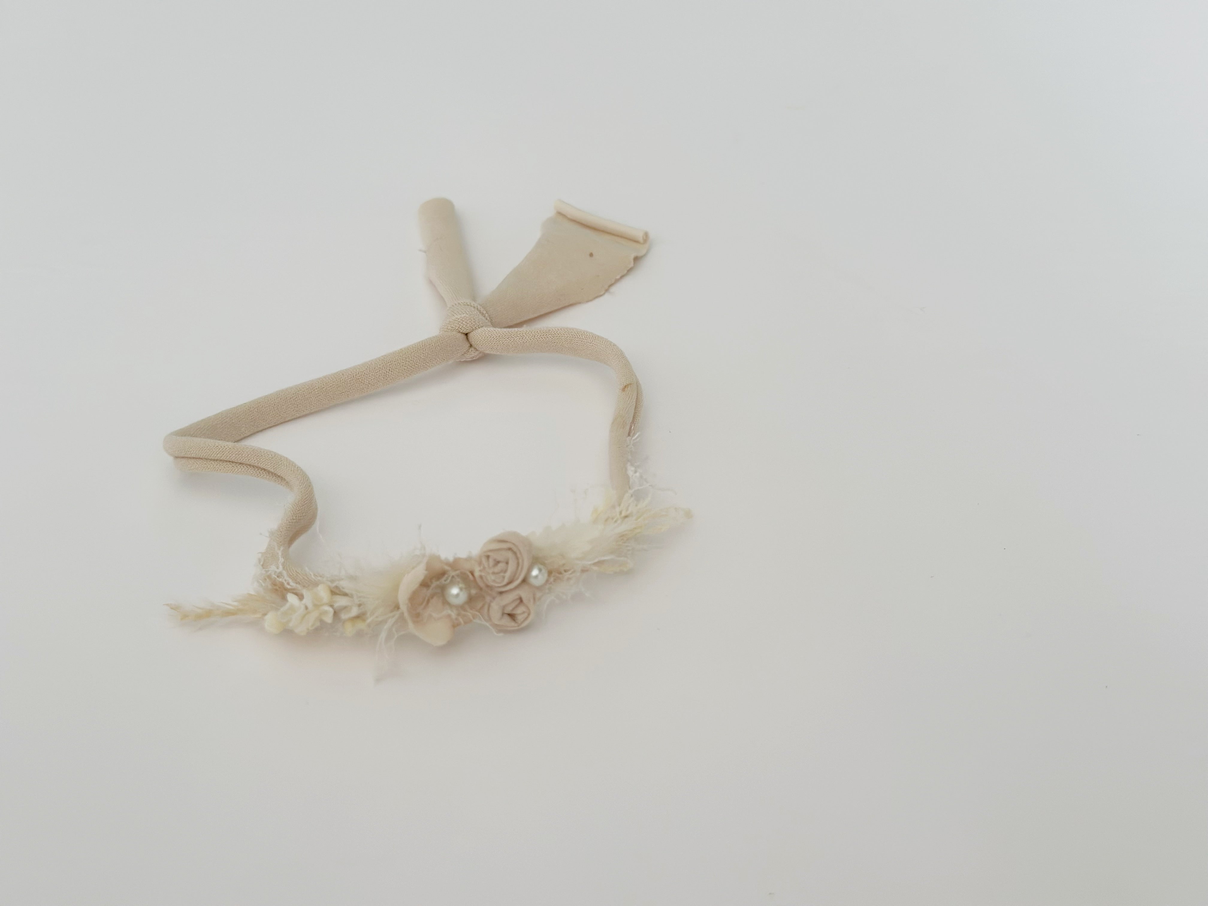 Warm Vanilla Dainty Band